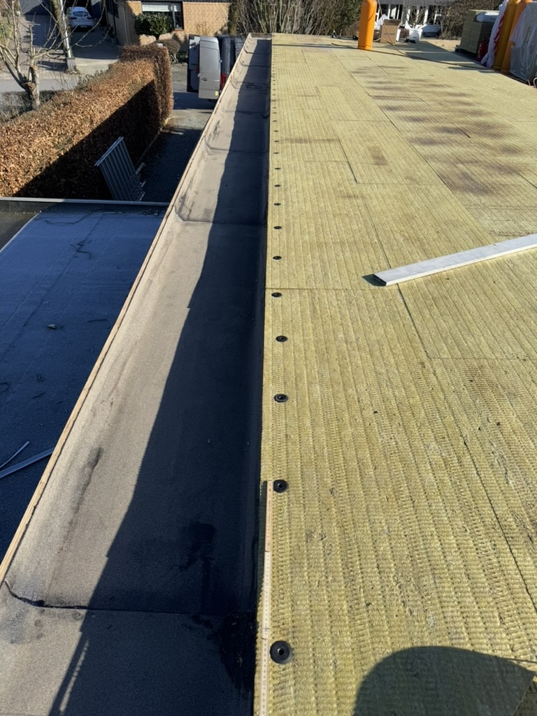 Udvendig efterisolering af fladt tag